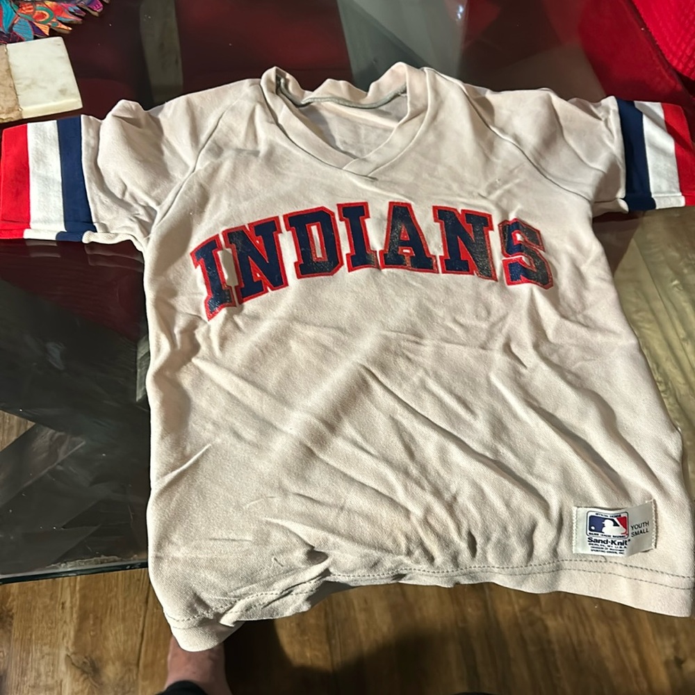 Youth small Indians nylon t-shirt